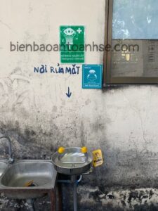 biển báo bồn rửa mắt khẩn cấp