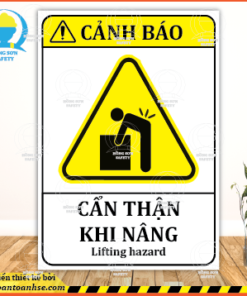 Biển báo cẩn thận khi nâng hàng